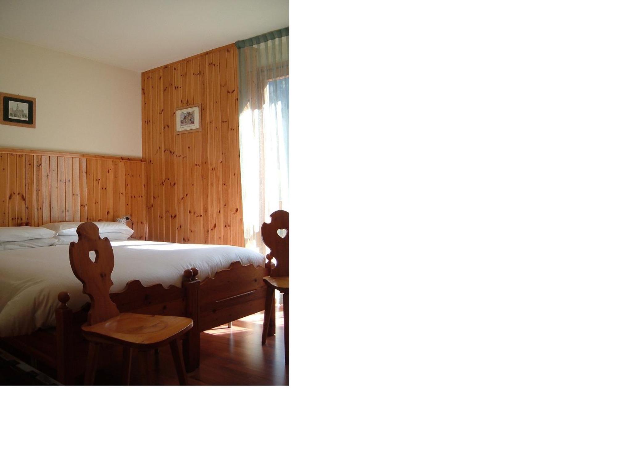 Albergo Pineta Gerola Alta Szoba fotó